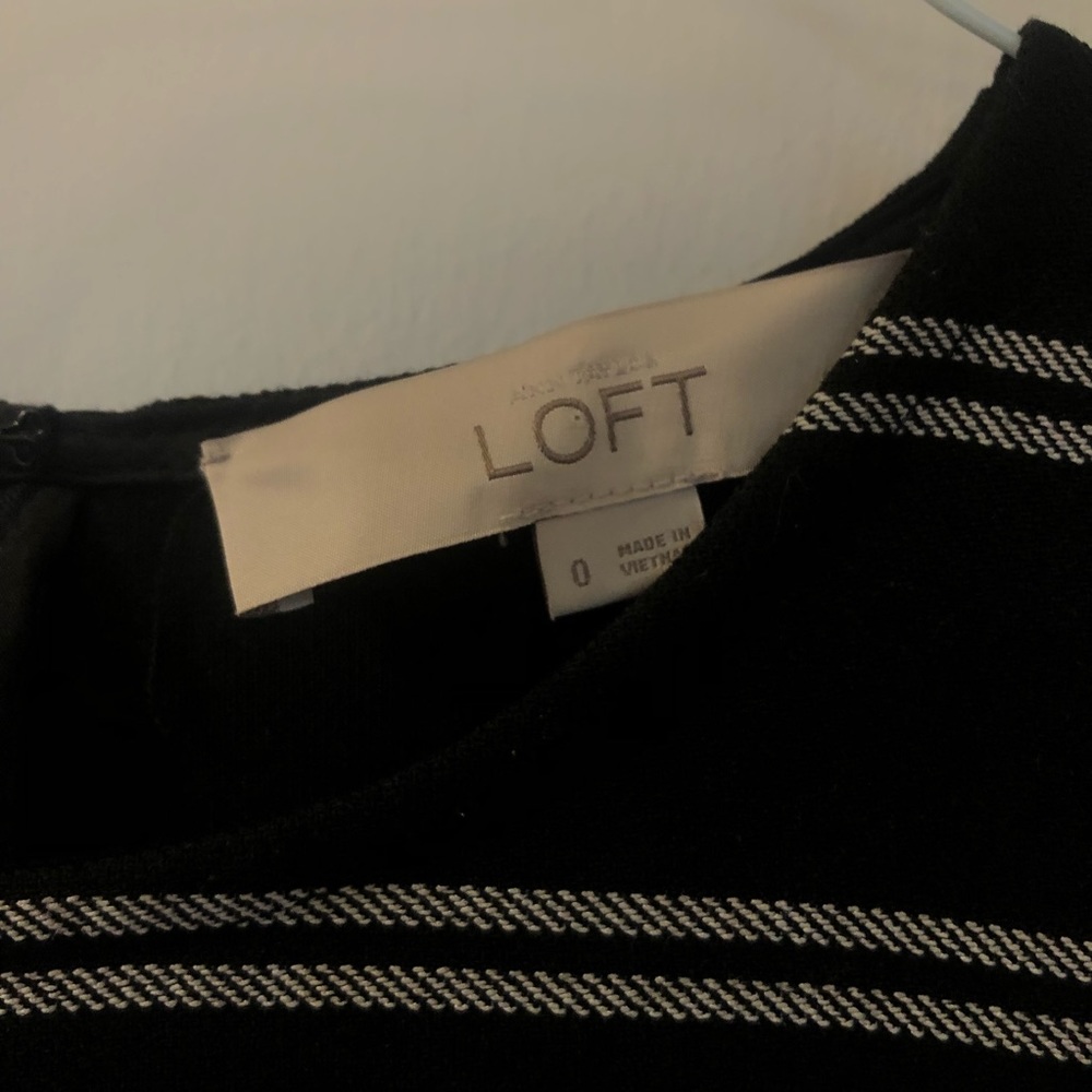 SOLD LOFT Striped Ruffle Bell Cuff Shift Dress - Picture 4 of 8